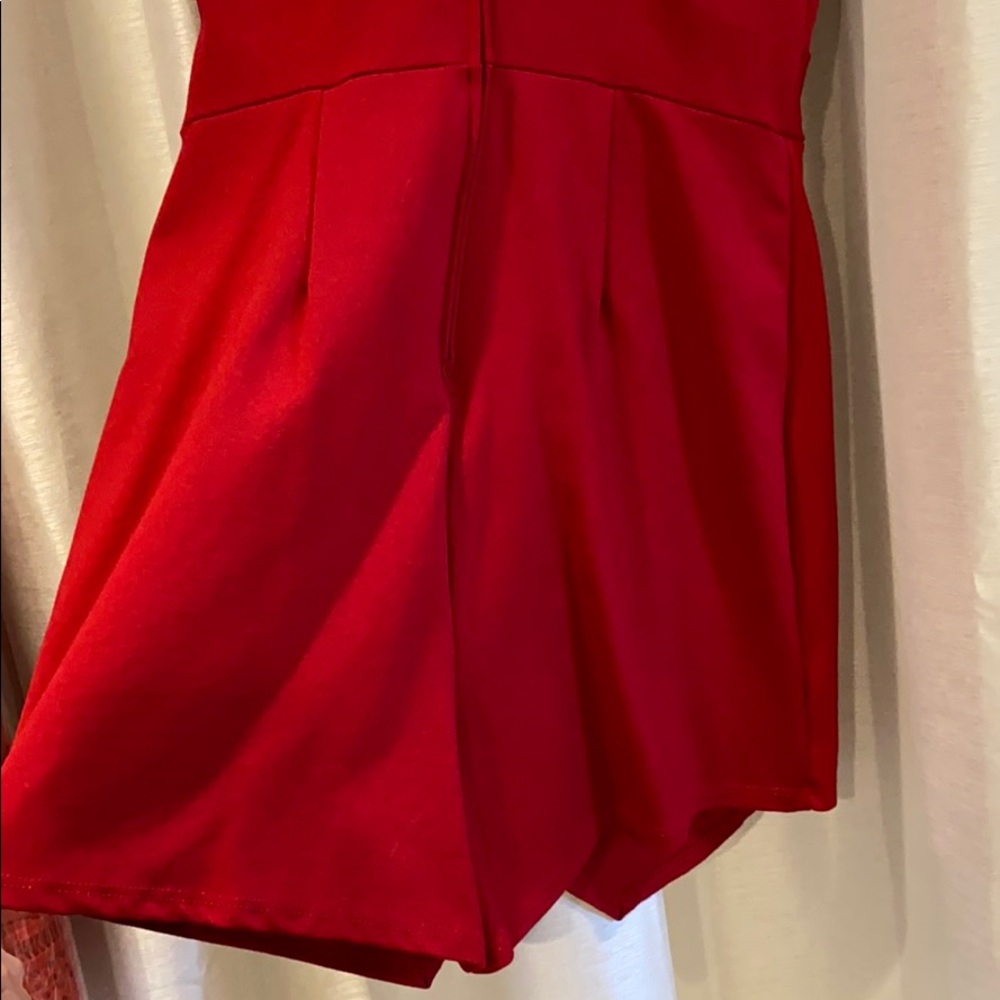 Red romper - Picture 4 of 4